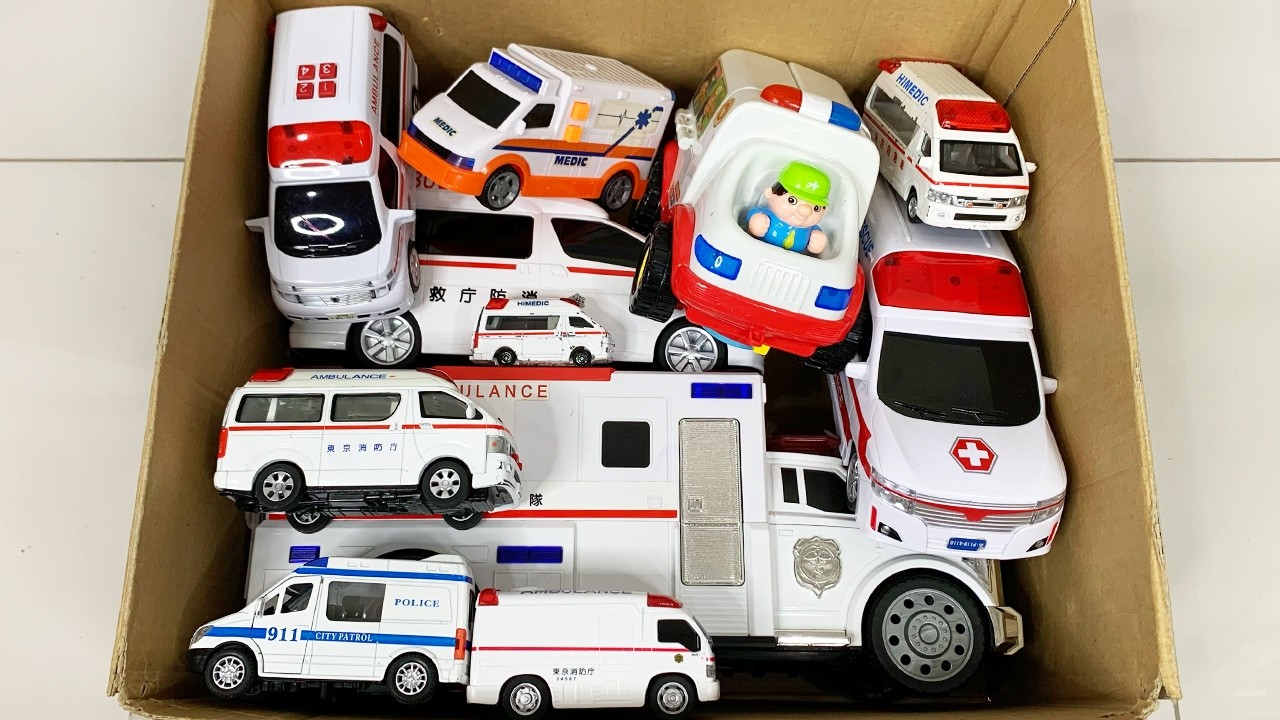 救急車のミニカー走る。坂道緊急走行テスト。サイレンあり☆Ambulance mini car run. Slope emergency driving test! There is a siren.