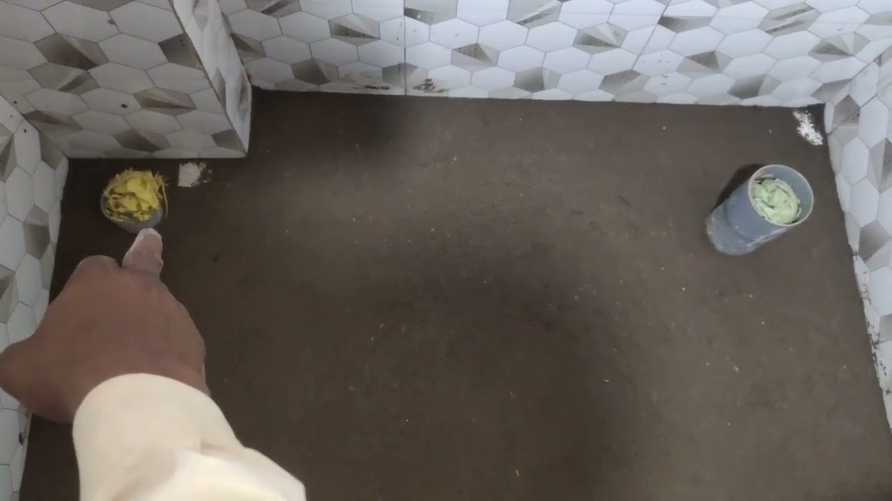 Как положить плитку на пол в ванной | Правильный способ укладки плитки на пол в ванной