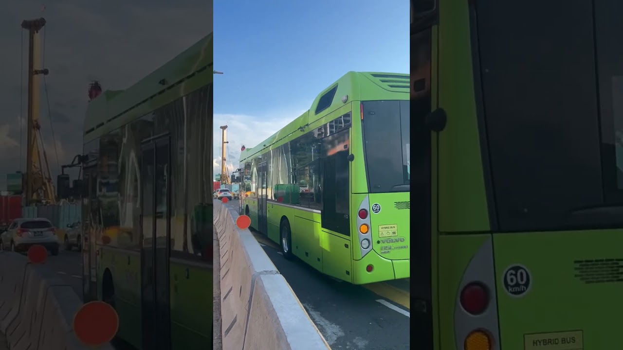 Tower Transit B5LH McvEvora (SG3000T) on Service 858 departing Chom Pang Bus Stop