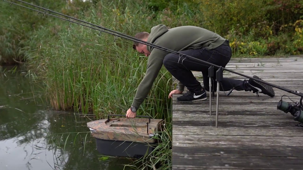 Een blik op de Prisma Endeavor XL voerboot