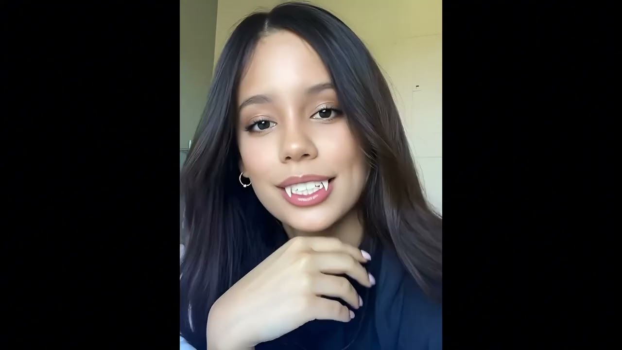 Jenna Ortega's Secret Fangs!!