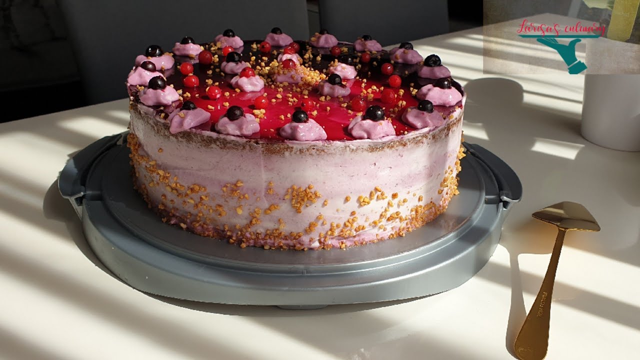Tort cu fructe de pădure