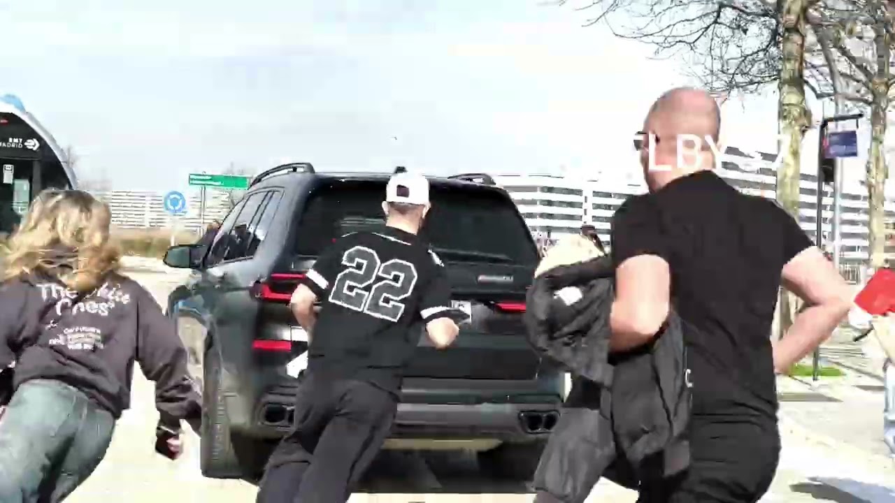 LOCURA A LA SALIDA DE VINICIUS y ARDA GÜLER  DEL ENTRENAMIENTO HOY REAL MADRID 