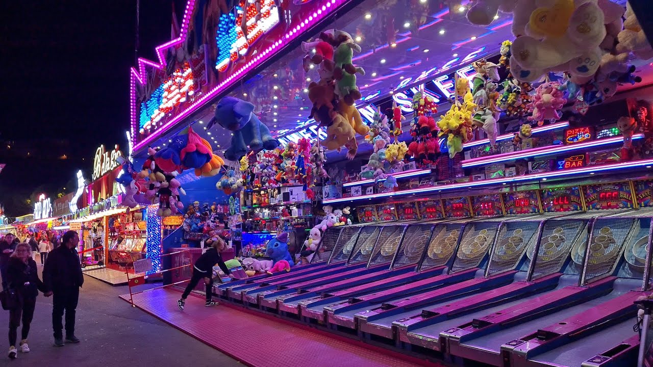 Amusement park in Monaco 🎡 Carnaval Monte-Carlo 🍔 Street food