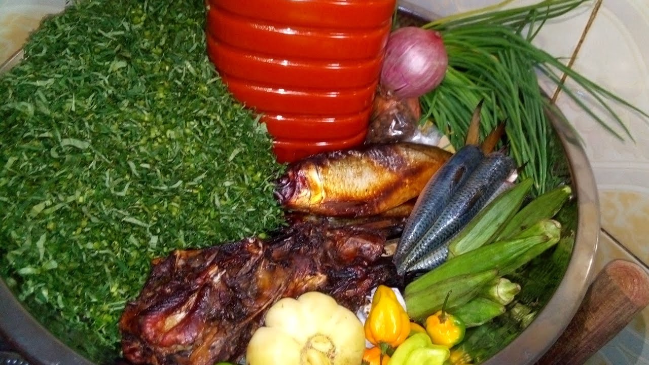 Sauce Feuilles De Patates Douces haco poute guinée Saka Saka a la sénégalaise Saga Saga Riz Bourakhè