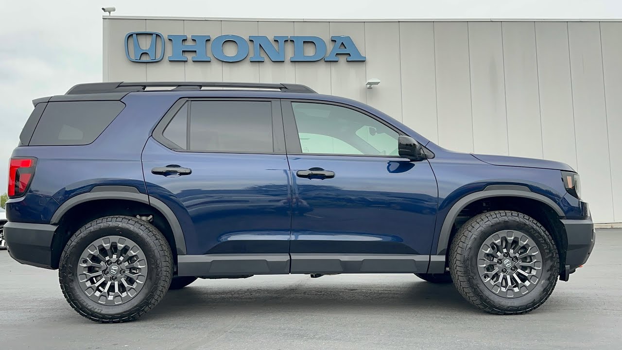 Honda Passport Trailsport 2026 года, цвет «Обсидиановый синий»