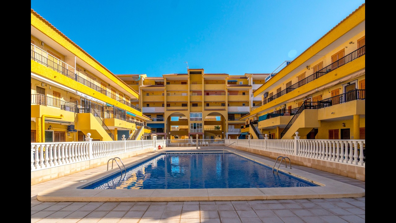 Sunny Costa Blanca Retreat: 300m to La Mata Beach, Pool & Fiber WiFi