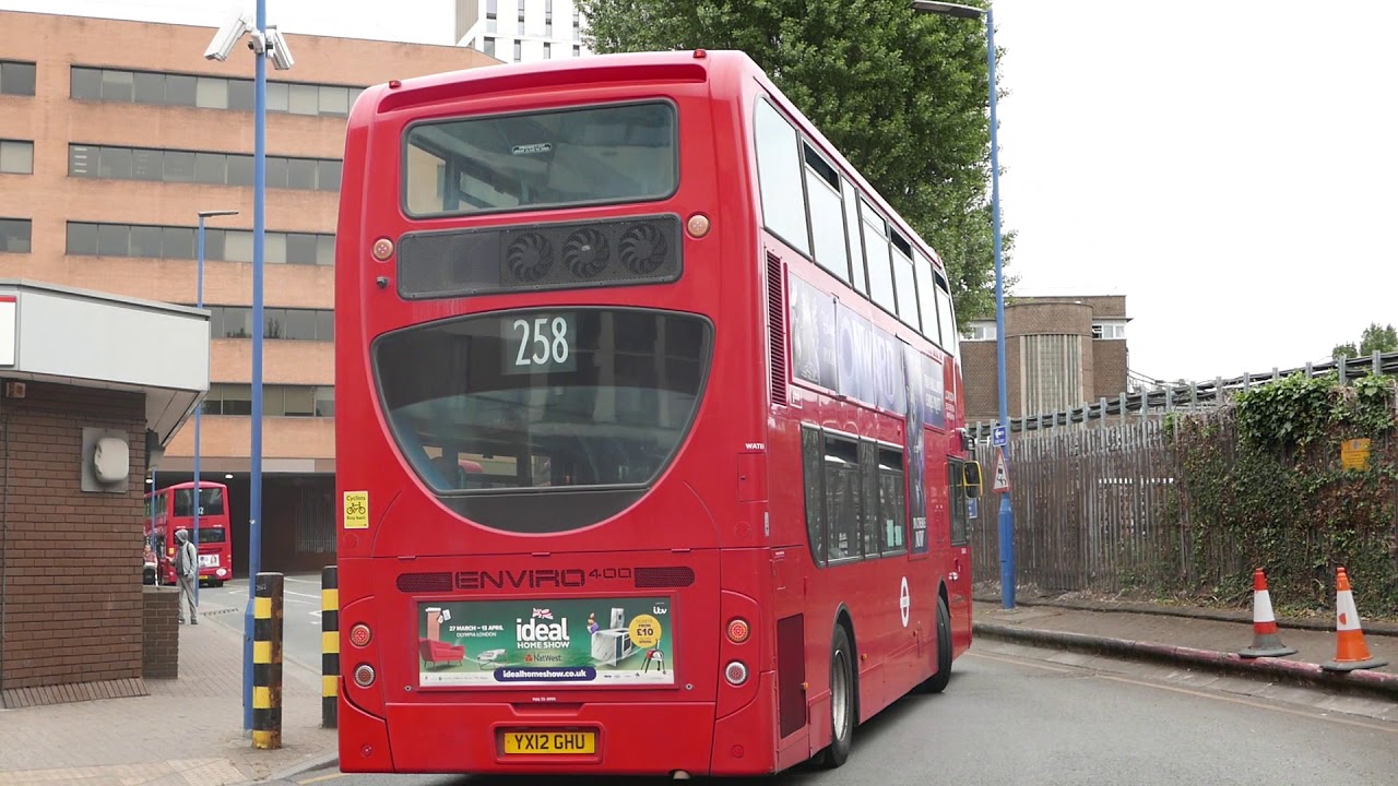 Buses at Harrow Bus Station 03 06 2020
