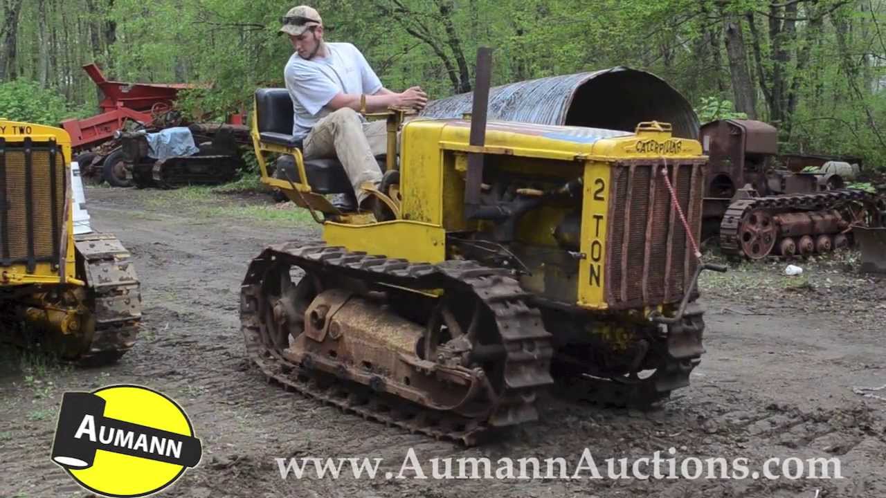 Caterpillar Model 2 ton Crawler Tractor - Ken Avery Antique Tractor Collection Auction