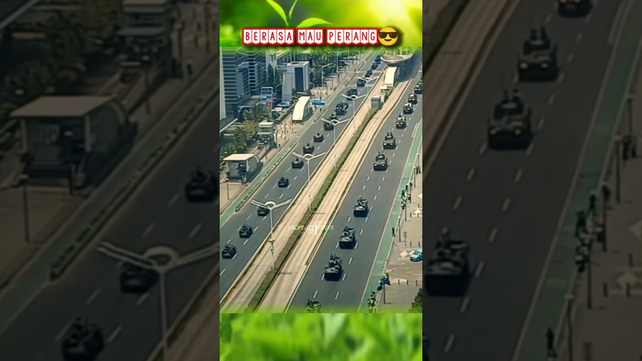 rangkaian konvoi alutsista TNI menuju monas 