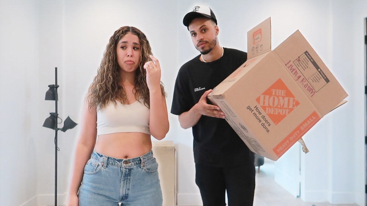 Somebody Leaked Our Address...We Have To Move *PRANK ON GIRLFRIEND*