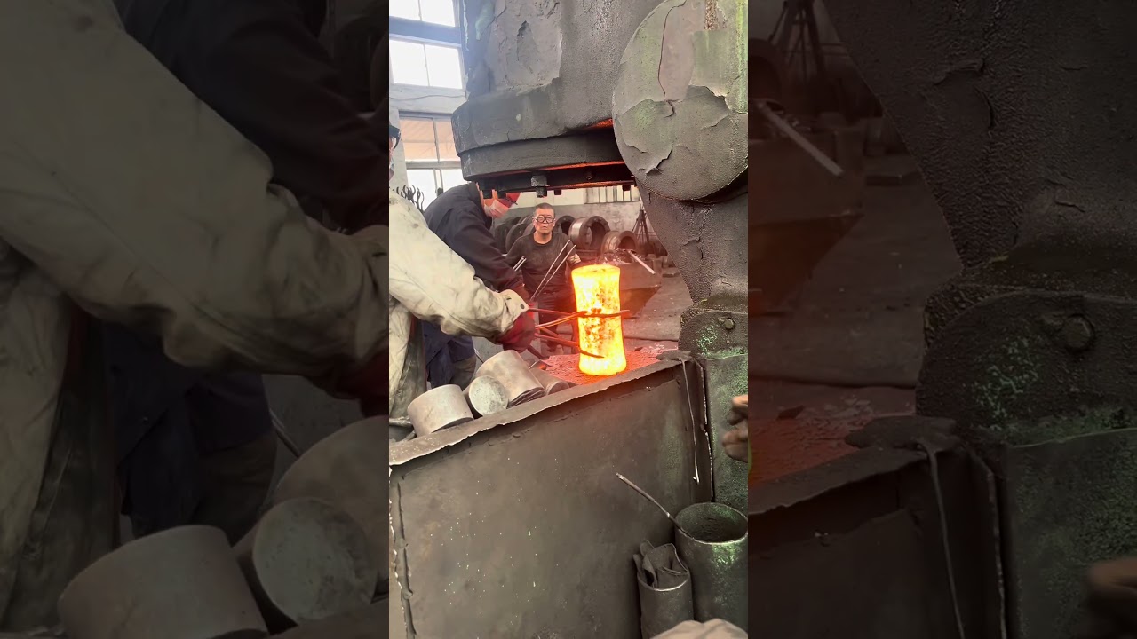 Make in China Step-by-Step Guide to Forging Iron on an Anvil #process #machine #factory #forging
