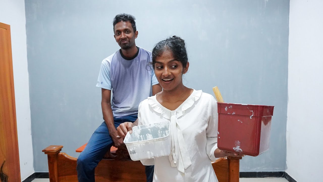 ඔයාලට මාව පේනවද 😢
