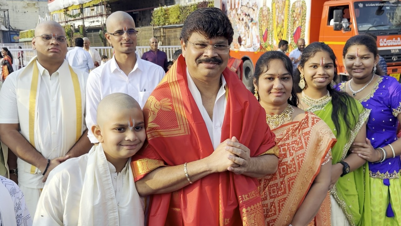 Boyapati Srinu With Family Visuals @ Tirumala