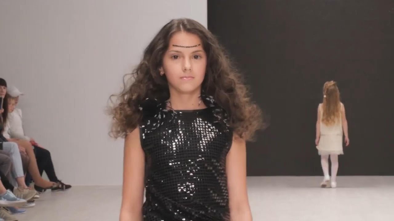VALERIA KRYSA | KIDS FASHION DAYS | 2017/18 | #fashion #fashionshow  #fashiontv #kidsfashion