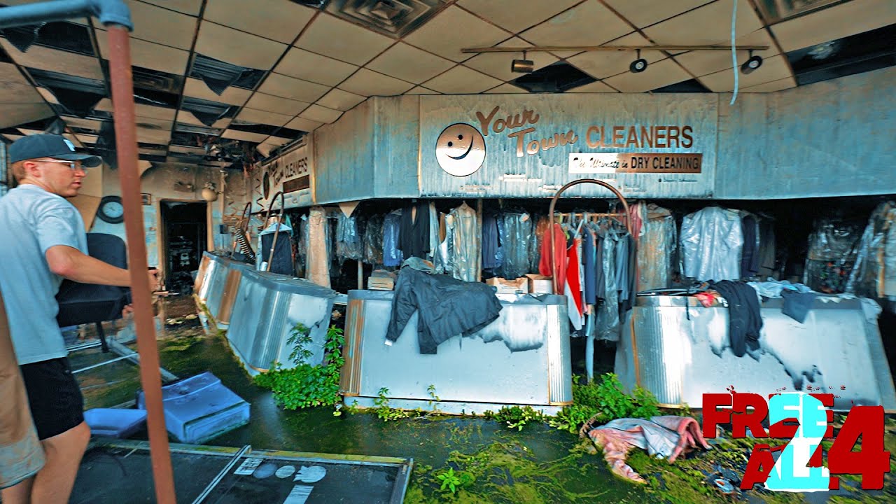 Exploring a Flooded Retro Abandoned Laundromat!