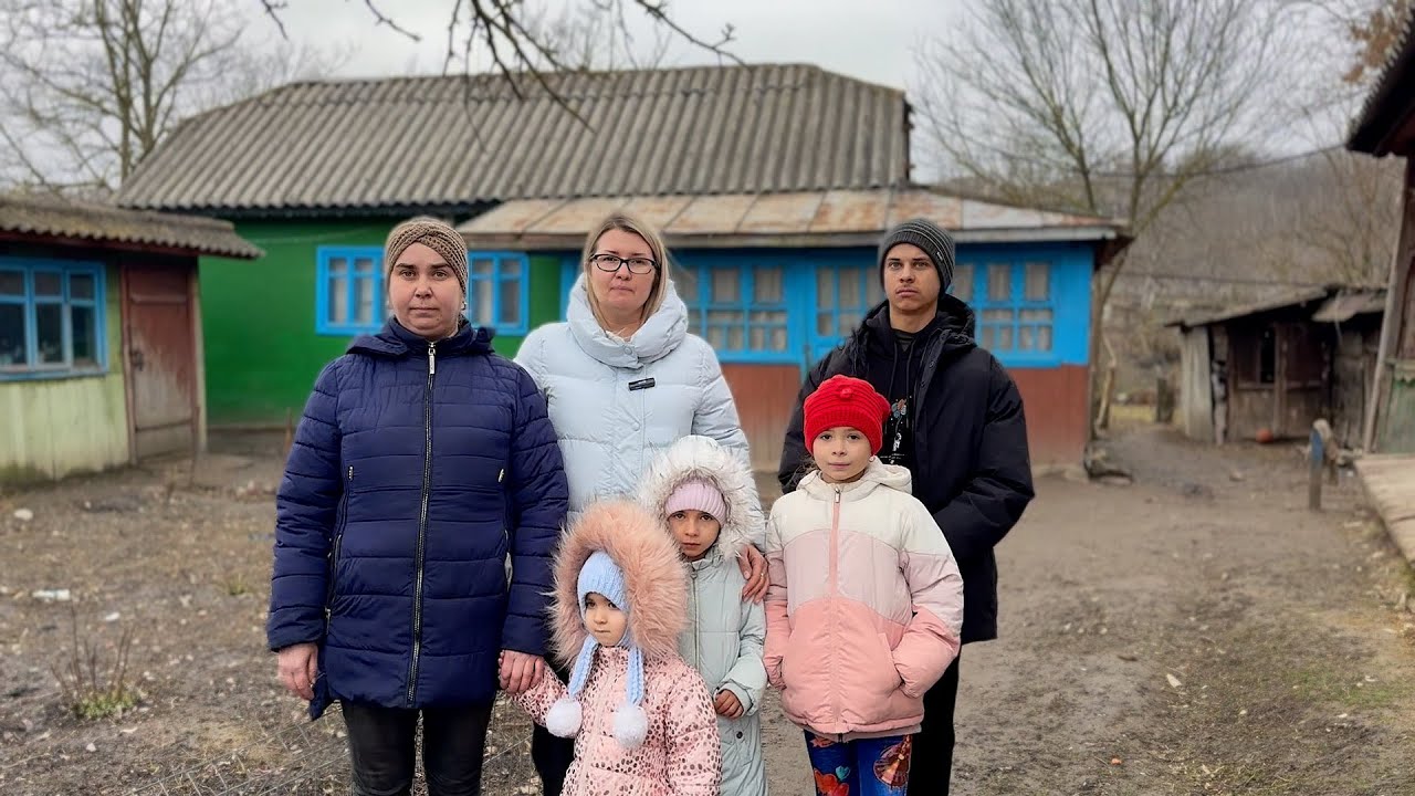 Helping families stay warm in rural Moldova