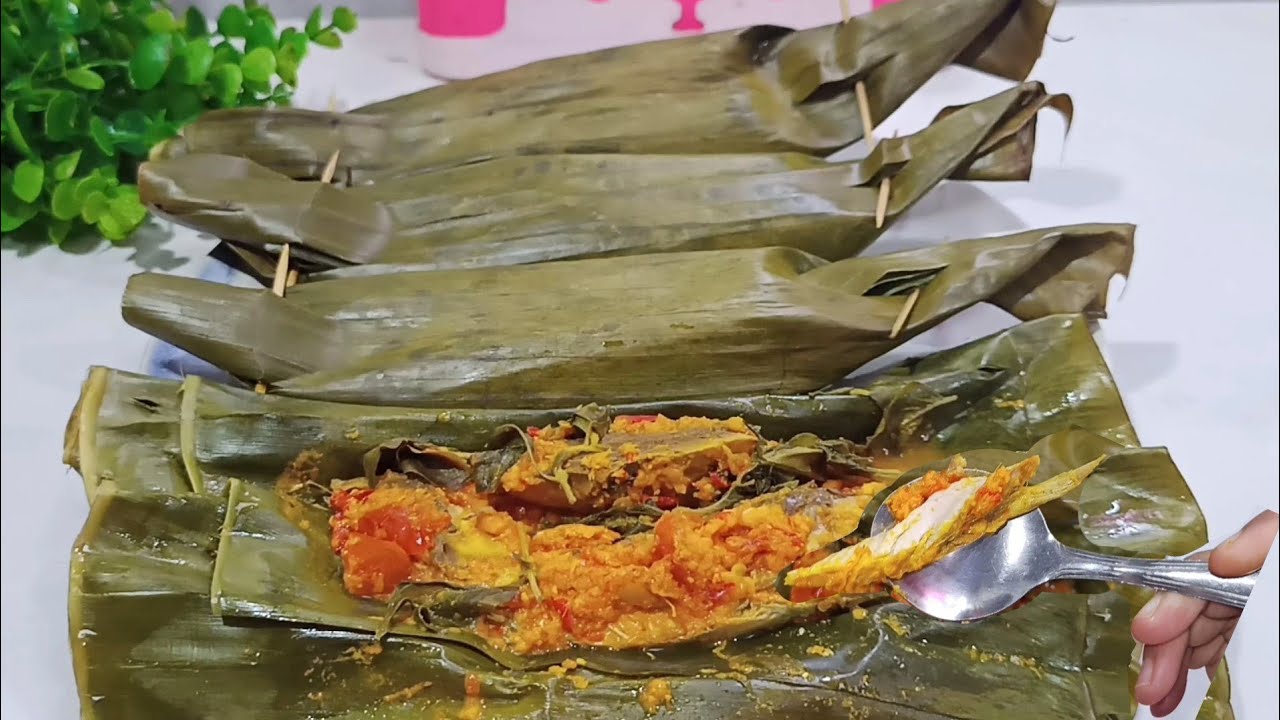 RESEP MASAKAN JAWA // PEPES PINDANG TONGKOL PEDAS // BIKIN NAGIH