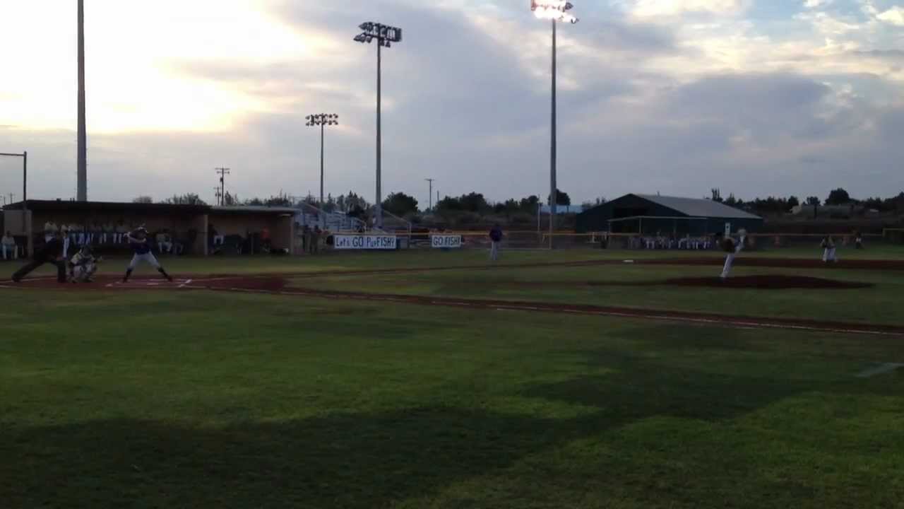 Randy Wells hits single to right