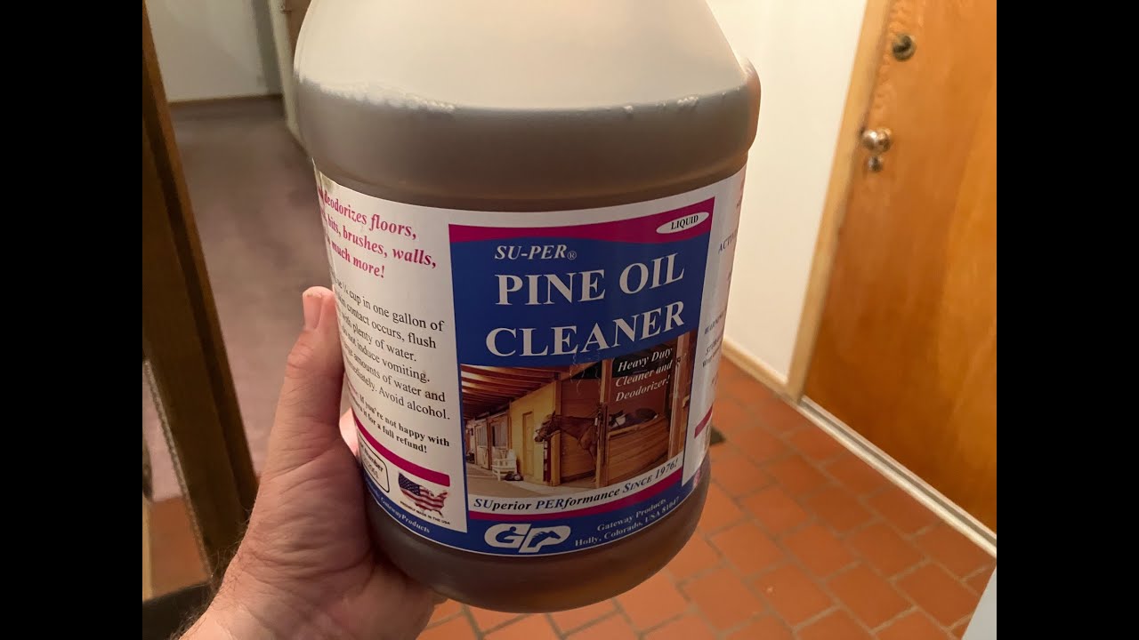Очистка пола с помощью средства SU-PER PINE OIL CLEANER с 20% соснового масла