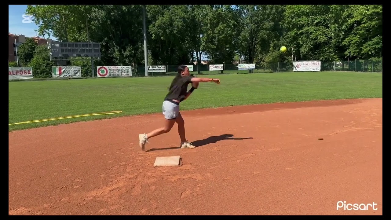 Softball recruiting video defense - Noemi Cortesi