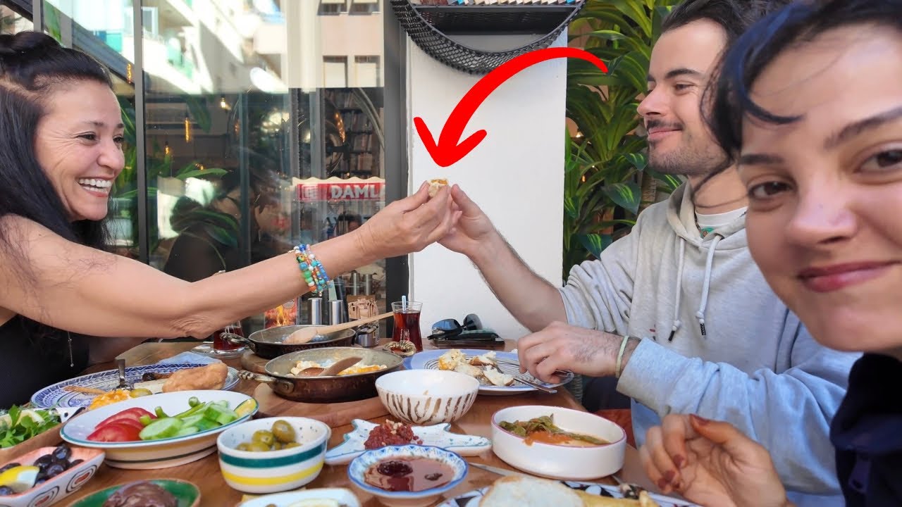 D&uuml;nya Turundan Yabancı Damatla D&ouml;nd&uuml;m! Annemin Tepkisi🇹🇷🇫🇷Fransız &ldquo;Enişte&rdquo; (B&ouml;l&uuml;m 2)