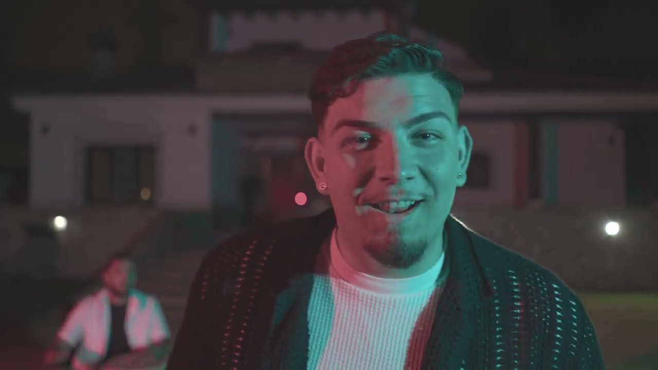 Moisés Campos - SIENTO (Videoclip oficial)