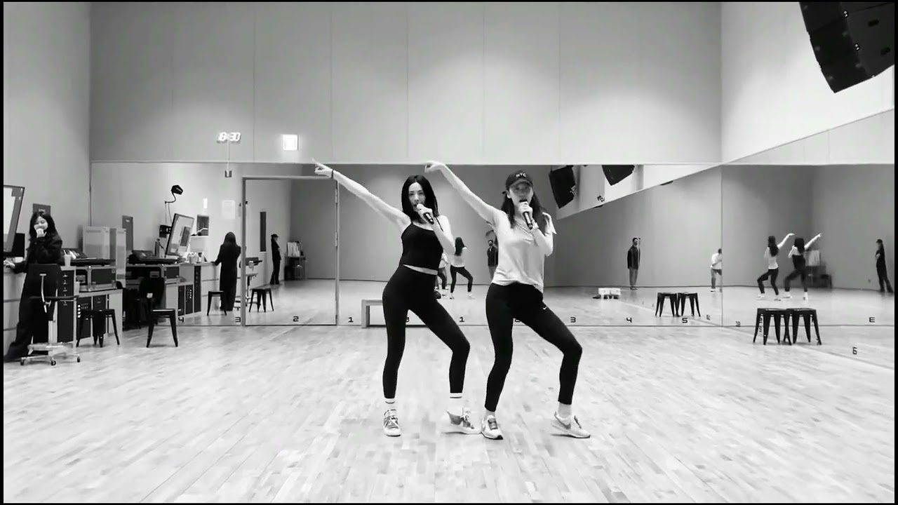 Im Jinah (Nana) & Han Jaeyi 'Saturday Night' || Mask Girl/ 마스크걸