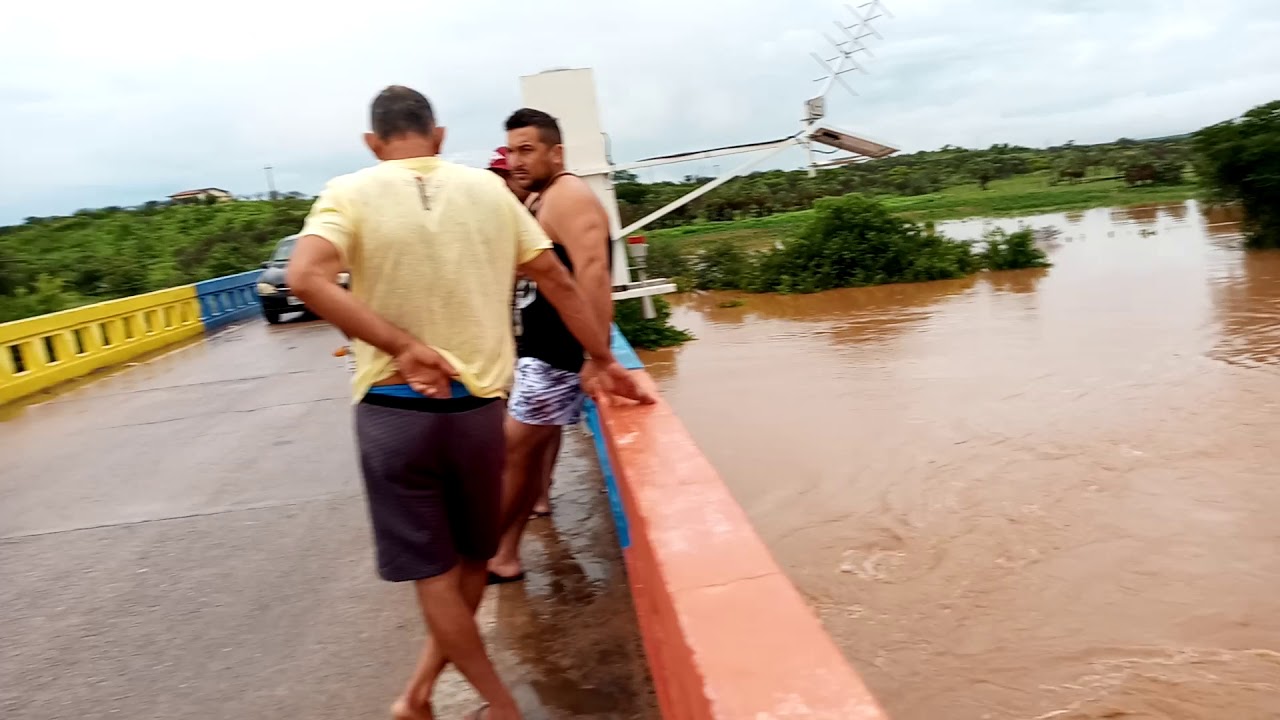 Cheia no rio Piancó 6 metros e 34 centímetros