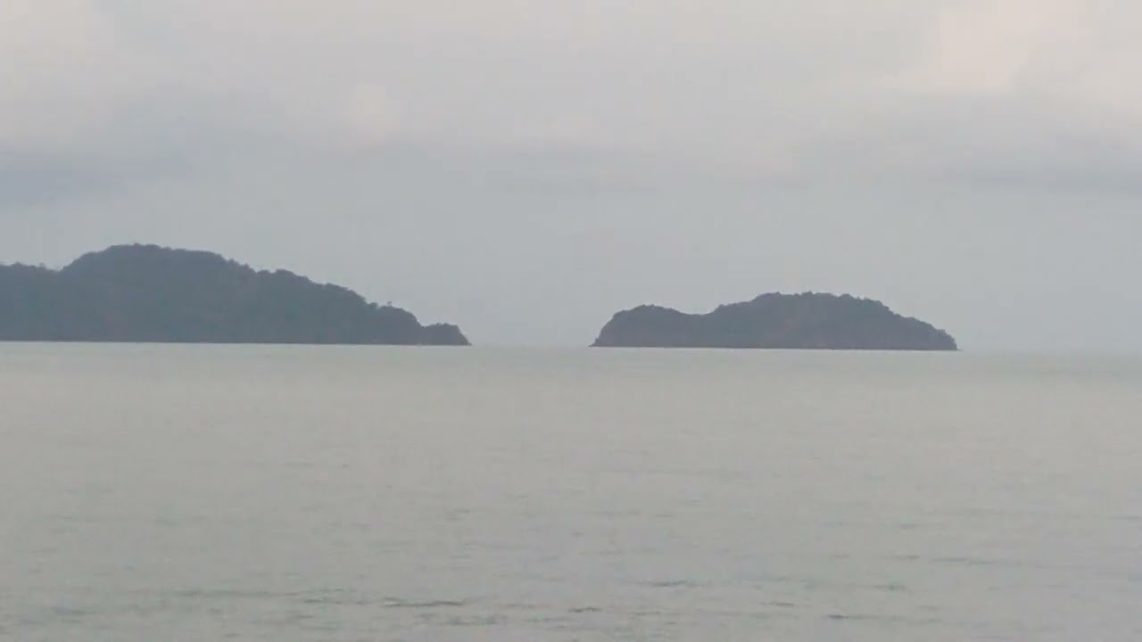 นั่งเรือเฟอร์รี่ข้ามไปเกาะช้าง ตราด