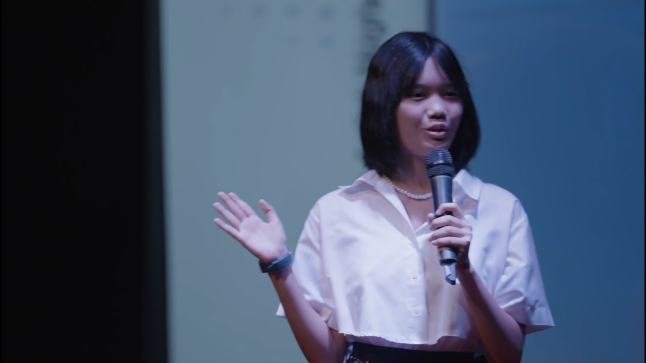 How to move forward in life | Aisyah Nugraha | TEDxAvicenna Cinere School