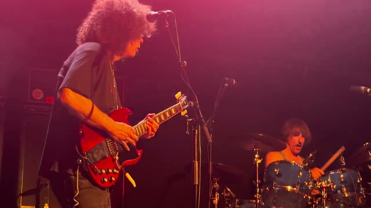 Wolfmother - Paranoid & Rock and roll (O2 Academy Islington, London 2025)