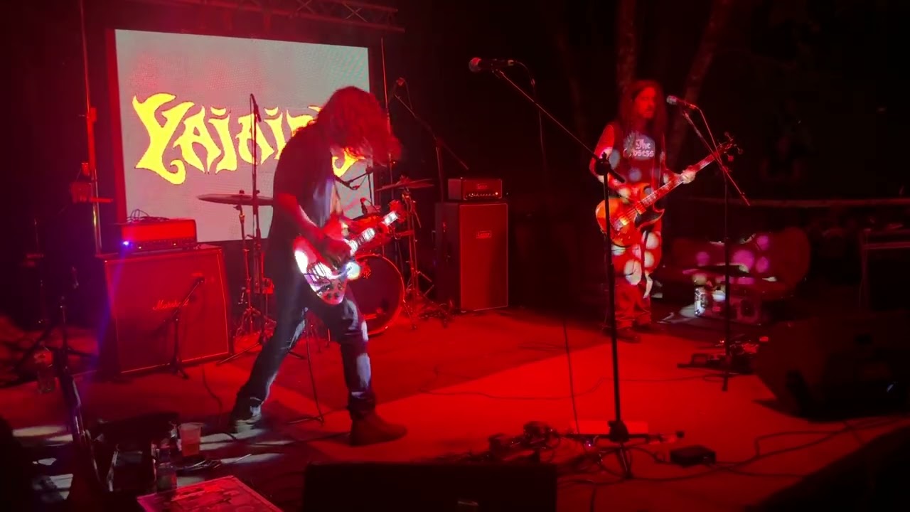 Yajaira - Muerte Astral / Descontrol (en vivo @trincherafestival 2026)