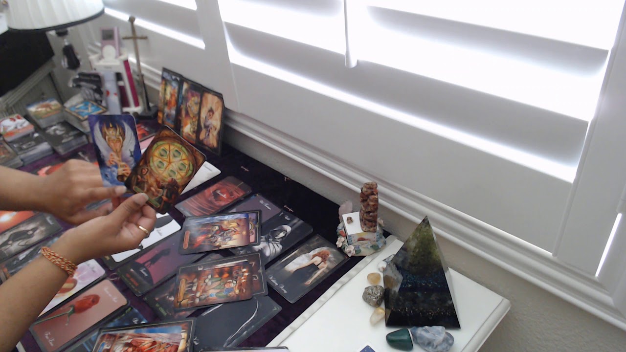 Twin Flame Tarot Reading -ECLIPSE HELPS Divine Masculine REALIZE Divine Feminine IS THE REAL DEAL!