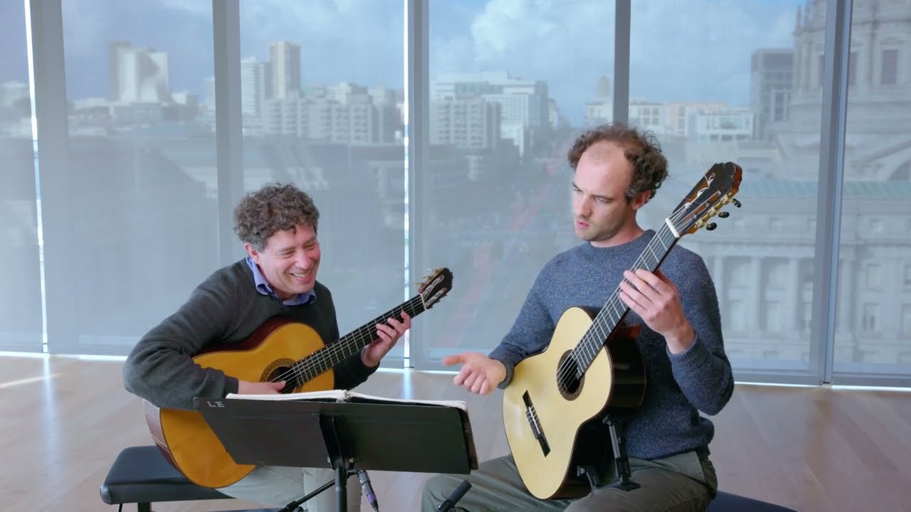 Watch a Guitar Lesson with Marc Teicholz | J. S. Bach - Suite in G minor (Prelude) BWV 995