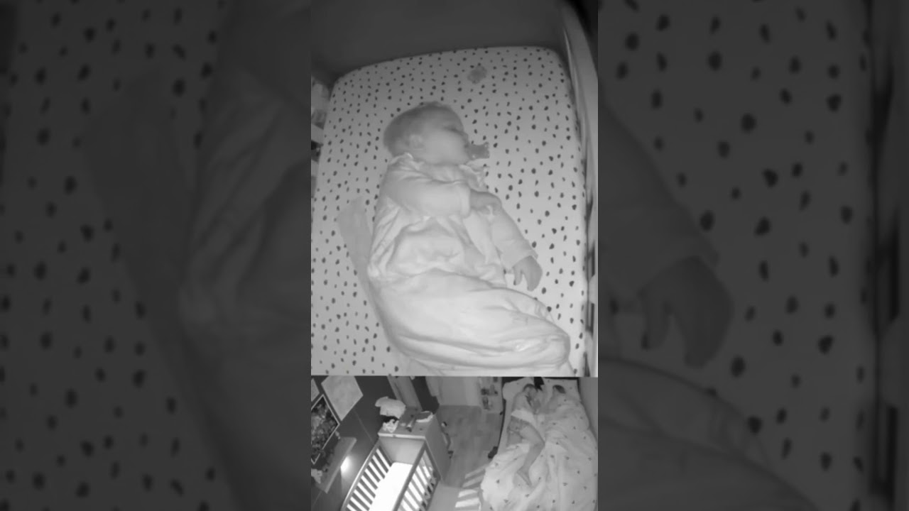 Câmera de segurança flagra fantasma rondando berço de bebê.