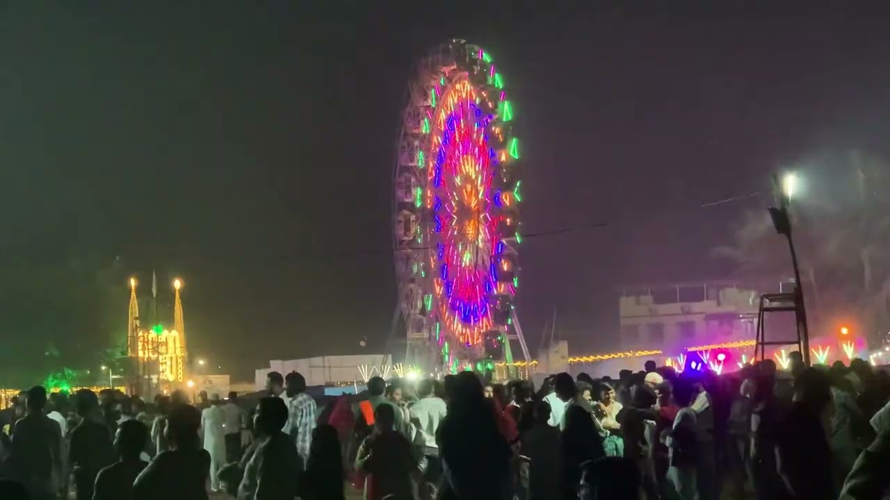 Maharashtra Bali Dargah ka video