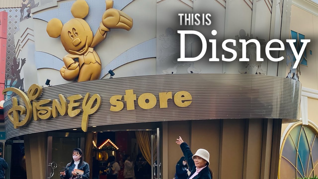 Exploring Disney Store in Disneyland Tokyo Japan 🇯🇵