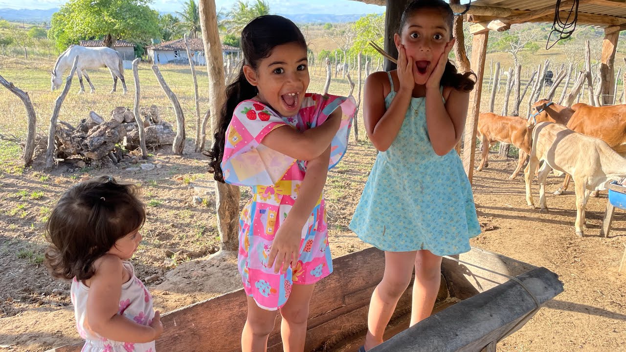 VlogNoSítio - Pequenas Exploradoras 🌿 | Yasmin e Rebeca no Sítio! 🌱#vloginfantil #VlogNoSítio