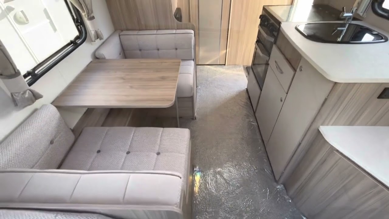 2019 Coachman Pastiche 470 2 Berth