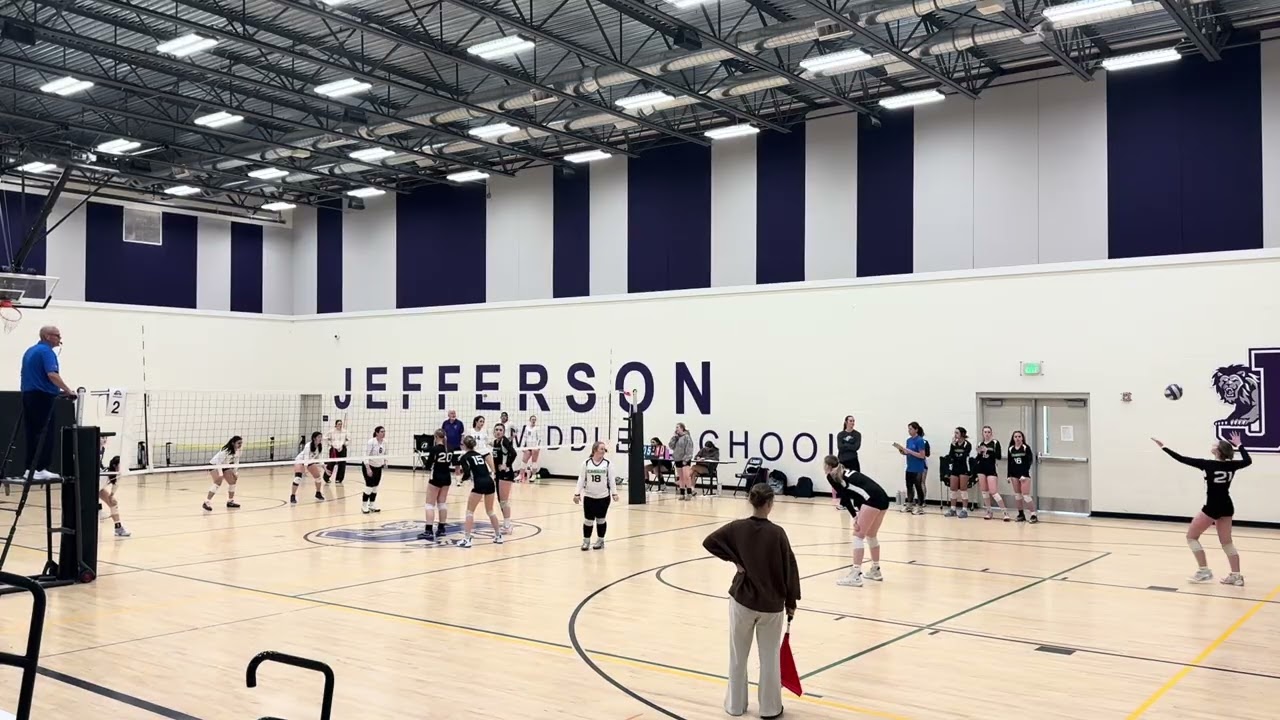 Basin Bombers 18-1 vs. ABC Apollo 18-1 Purple (friendship tournament: game 4, set 2: 25-16)