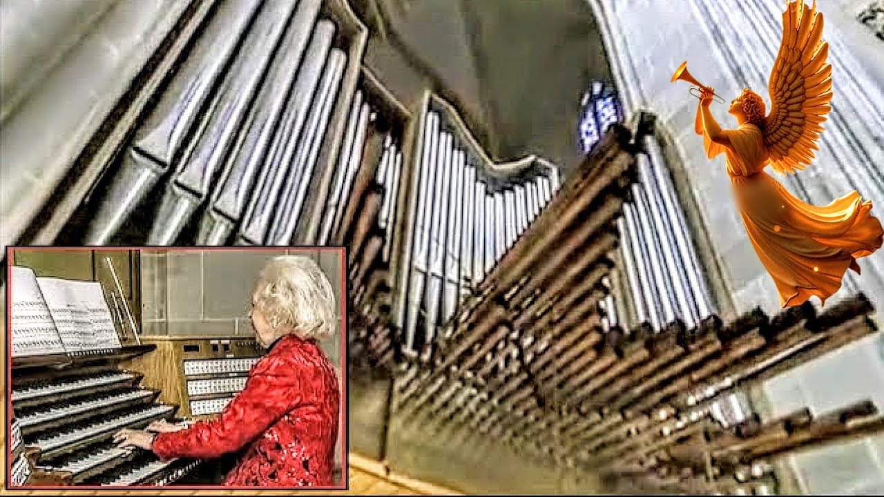HARK THE HERALD ANGELS SING | Diane Bish at Ulm Cathedral, Germany