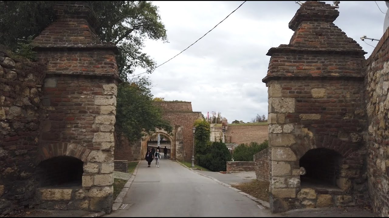 Kalemeydan'da Turlamaca (Walking Tour in Kalemegdan - Парк Калемегдан), Belgrad