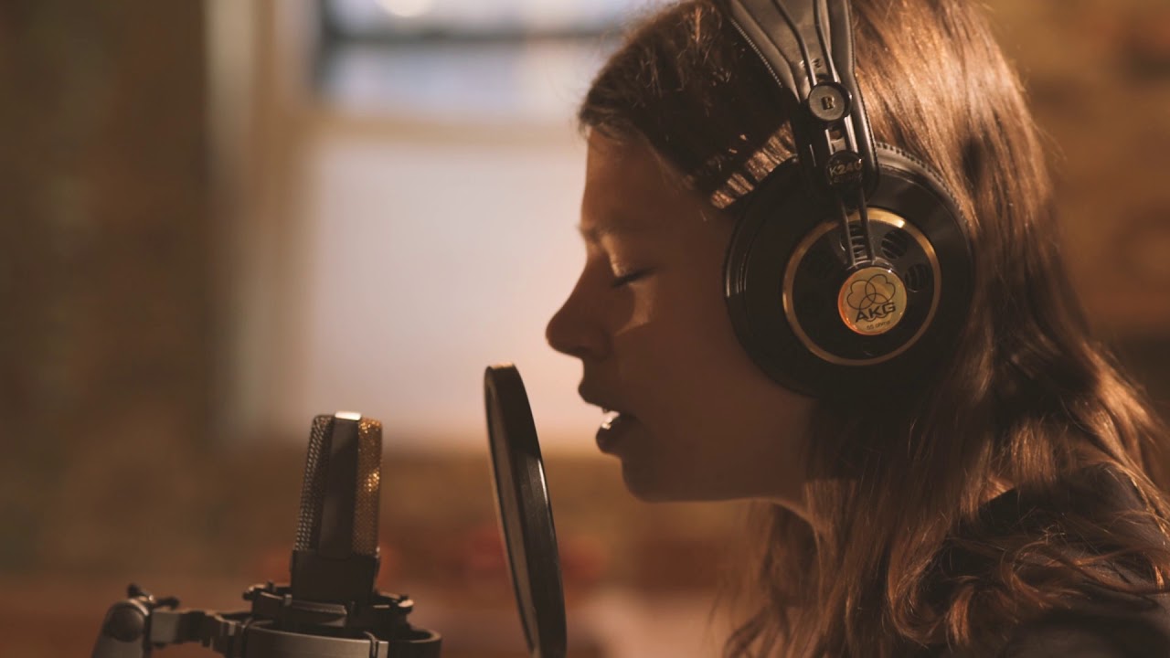 Kllo - Nylon | The Wild Honey Pie Buzzsession