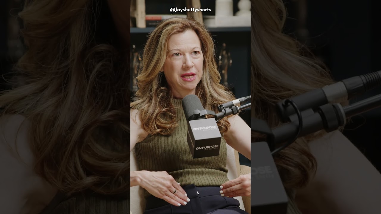 Nurturing Genuine Connections: Recognizing Healthy Friendships | Lori Gottlieb 🔥