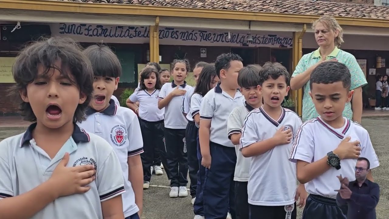 Himno Institución Educativa Monseñor Francisco Cristóbal Toro