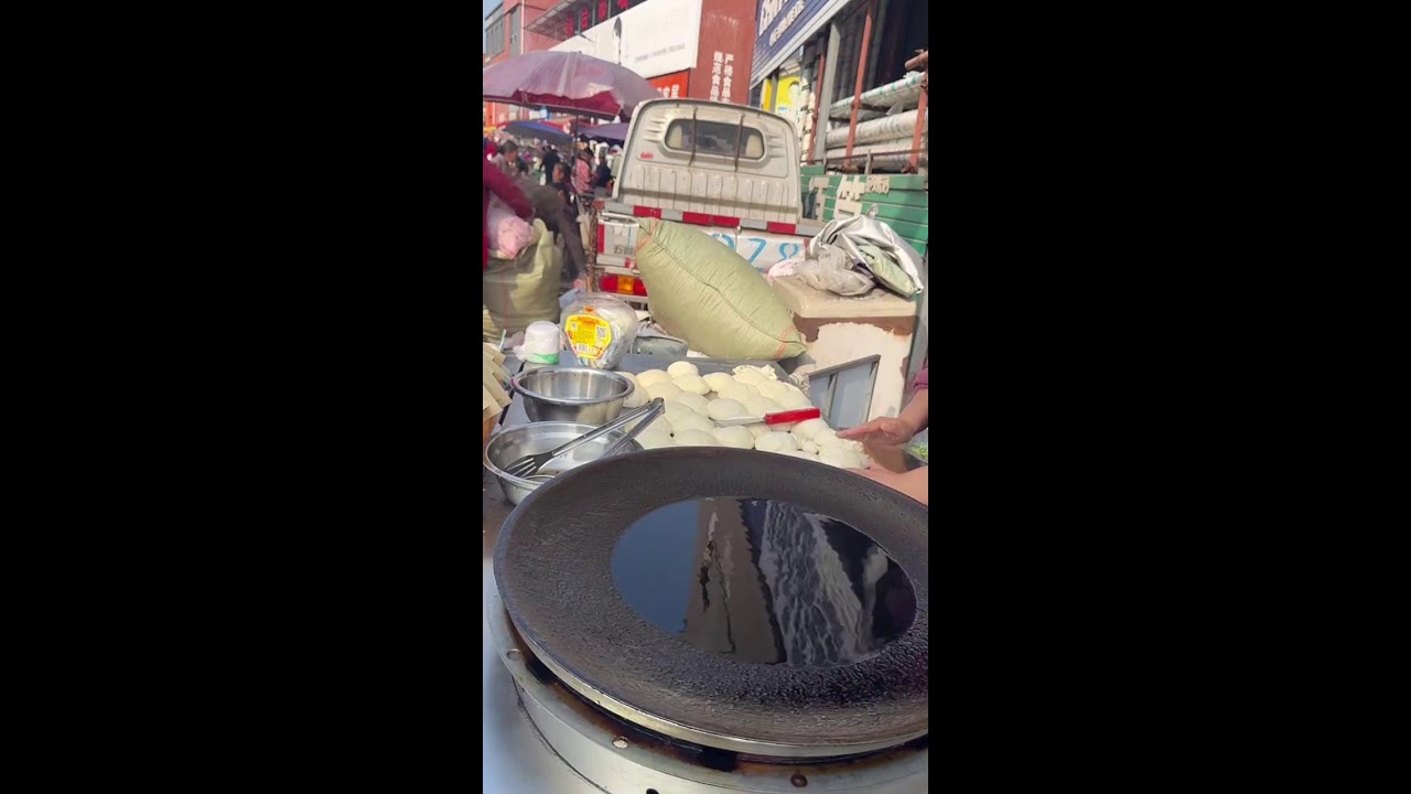 LIVE🔴 Crispy Scallion Pancakes: Traditional Market Street Food Live