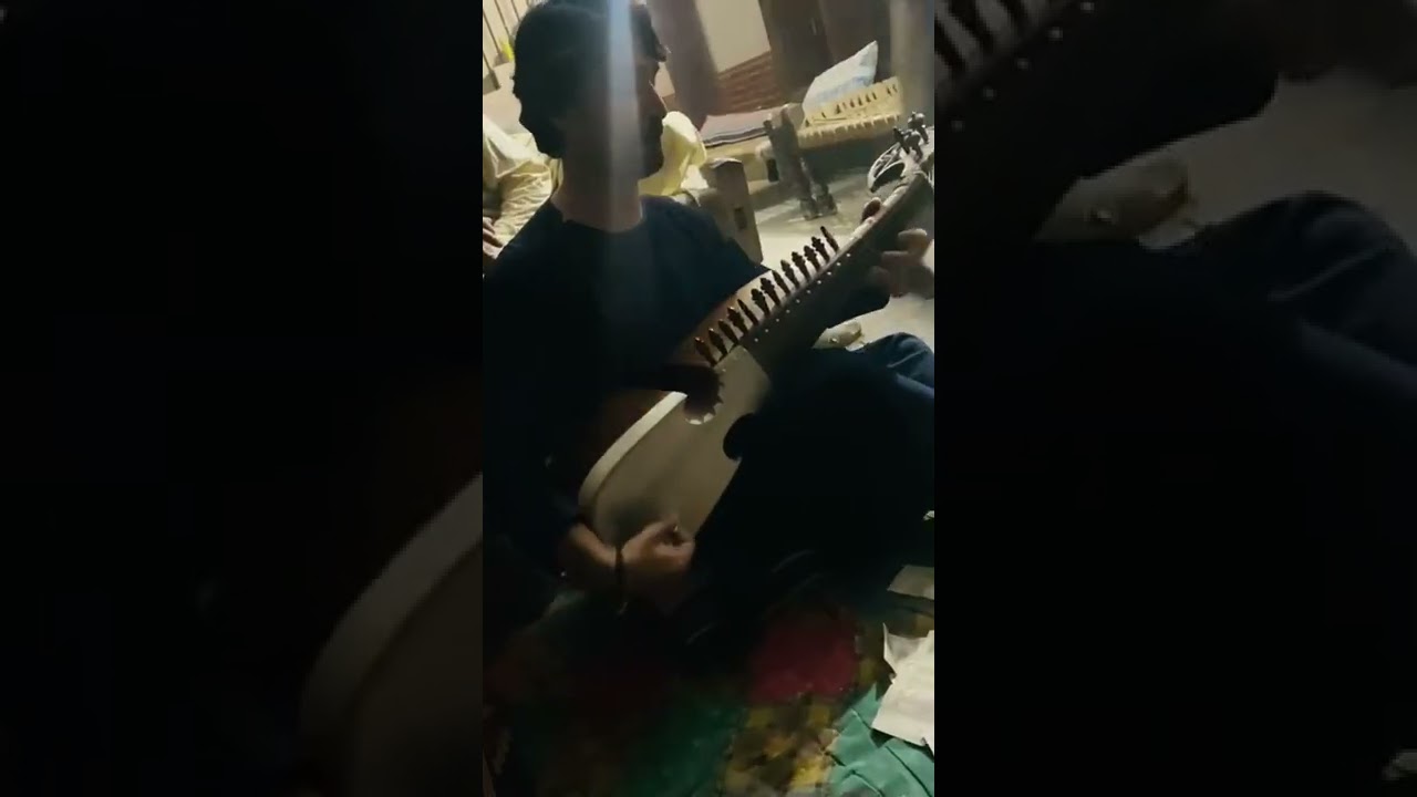aaja sanam ❤️ old is gold indian song in rubab by bilal sani