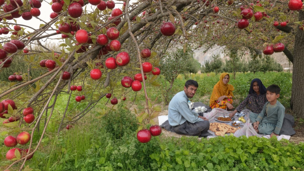 How We Make a Tasty Village Lunch From Fresh Garden Veggies!