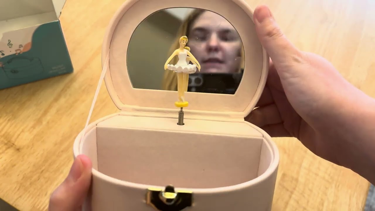 Honest Review of Vlando Musical Jewelry Box